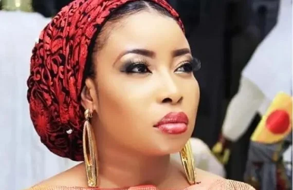 Lizzy Anjorin Denies Allegations Of Dating Toyin Abraham’s Husband